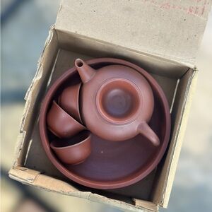 High-Grade Meng Chen Tea Set Yixing Clay Teapot New In Original Box Missing Lid